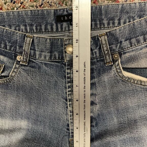 Theory Blue Medium Wash Mid-rise Distressed Ripped Straight Leg Jeans Size 32 - Picture 11 of 13